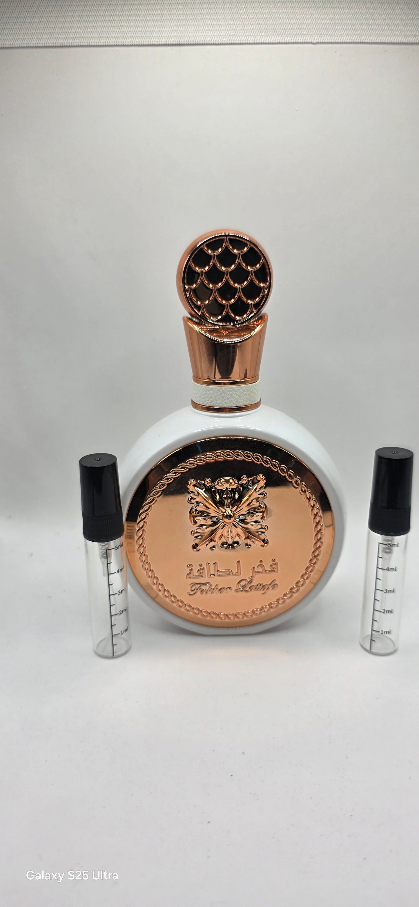 Lattafa fakhar rose samples